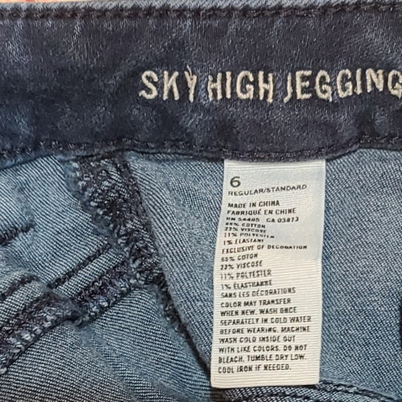 Womens American Eagle Jeans, Size 6 Reg - Picture 2 of 3